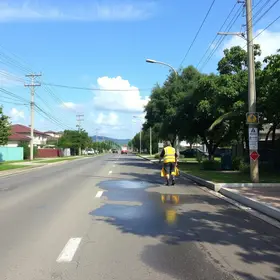 Limpeza na Rua México