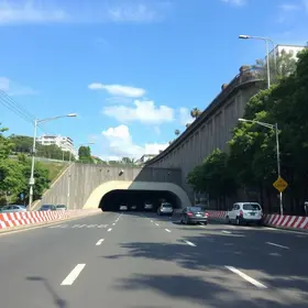 túnel entre Independência e Presidente Vargas