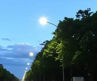 iluminação na Avenida Caramuru